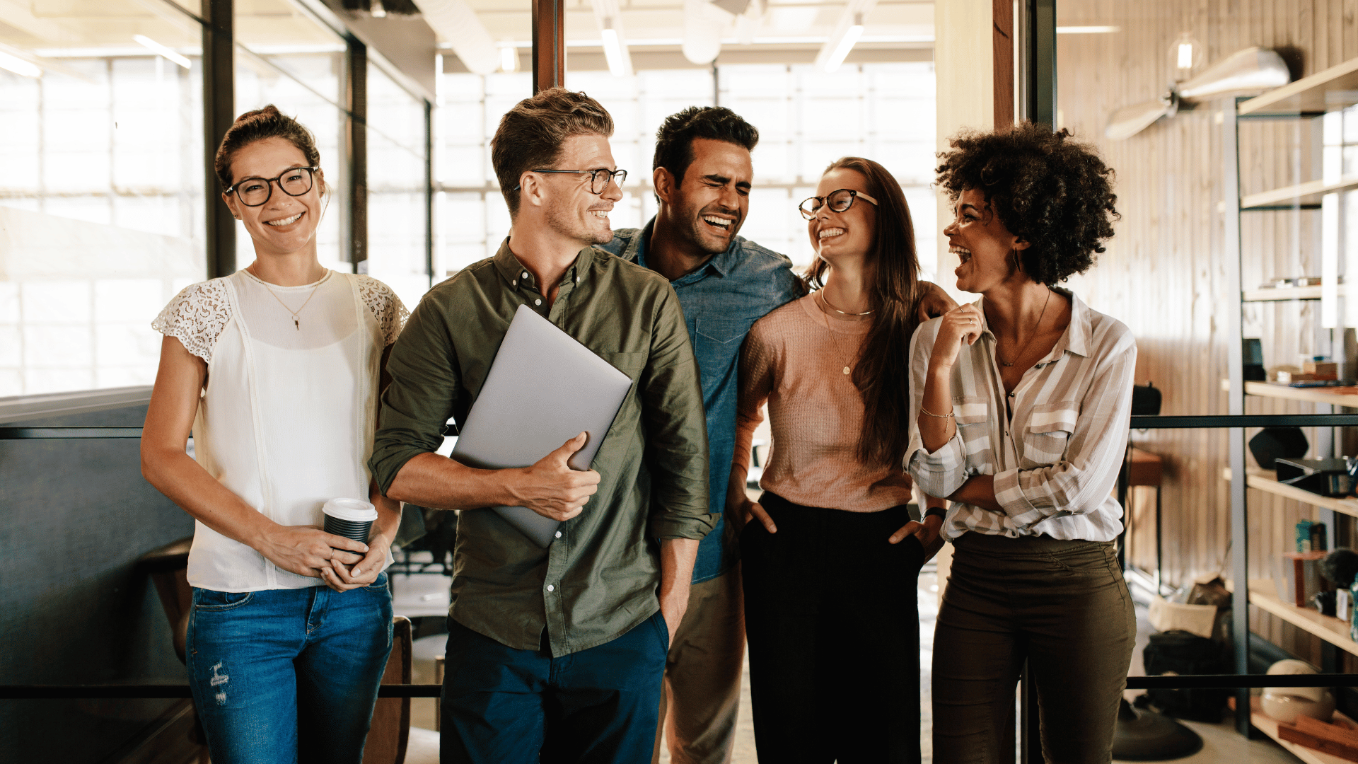 Freelance Writing Team – Content Creation Services 智能體員工數字人團隊,助您筆耕不輟